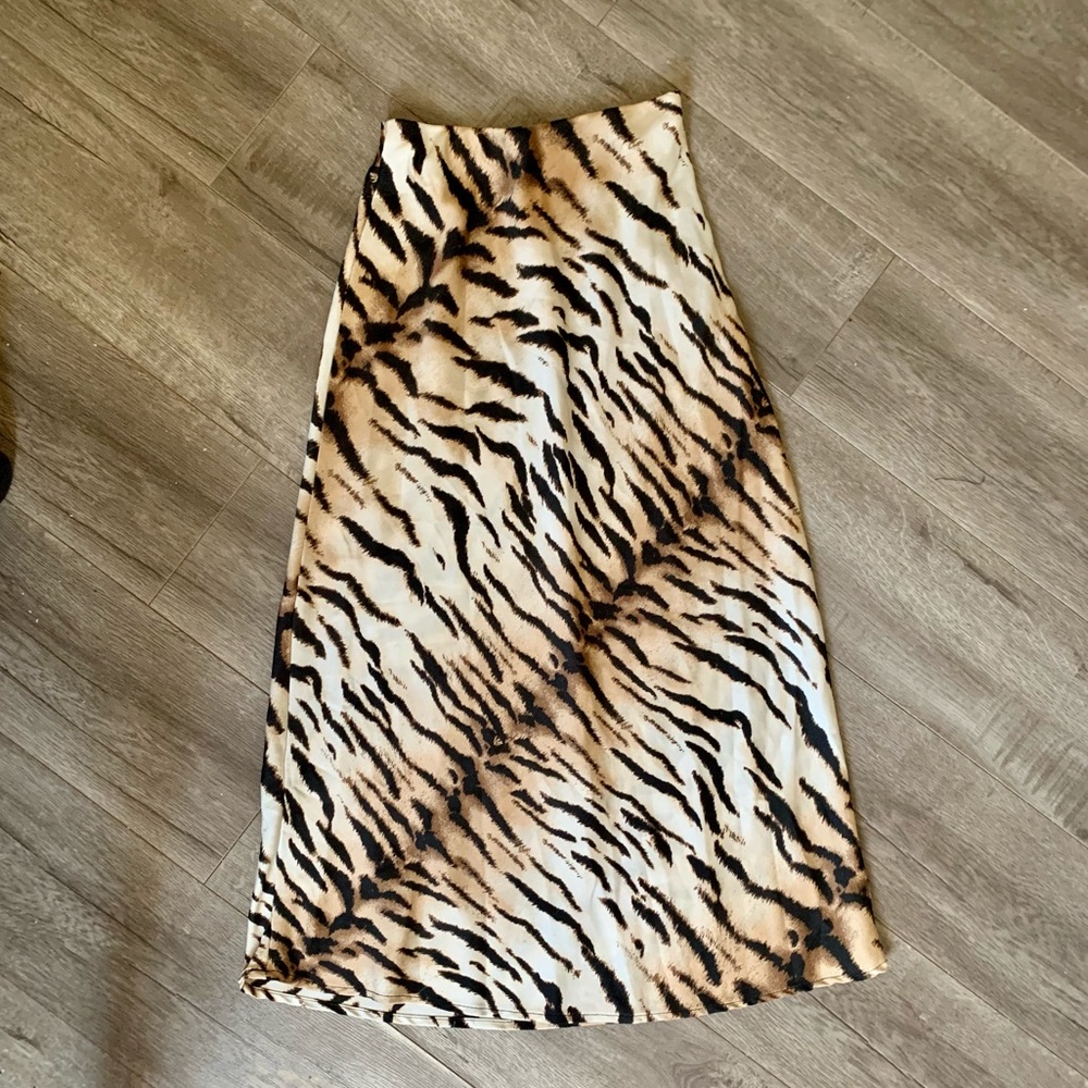 Tiger satin midi skirt